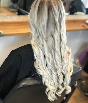 Blonde aurora-hairdressing-northampton