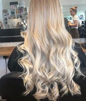 Blonde aurora-hairdressing-northampton
